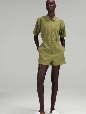LULULEMON Lab Zip-Front Collared Short Sleeve Romper One-Piece Olive Green 4